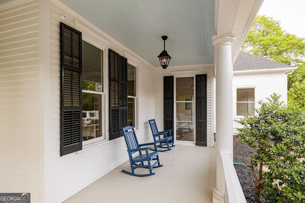 1 bedroom, 1 bathroom, 745 sq ft loft,condominium for sale at 997 Milledge Avenue 4, Athens, GA 30605 — photo 8