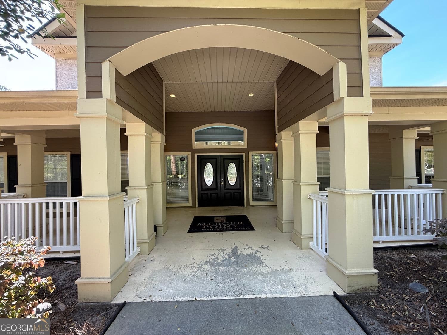 2 bedroom, 2 bathroom, 1,314 sq ft condominium for sale at 5204 Walden Park Drive, Savannah, GA 31410 — photo 2