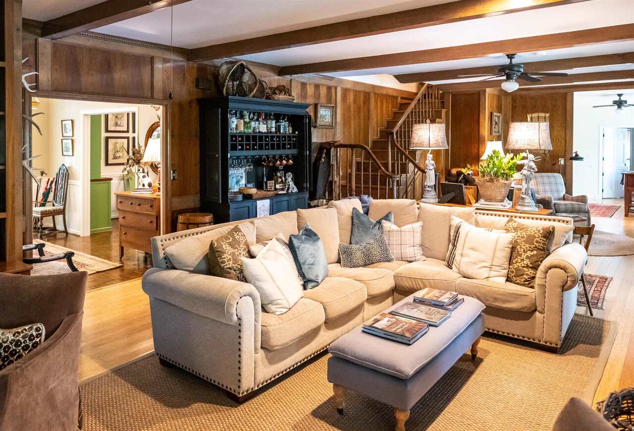 5 bedroom, 5.5 bathroom, 4,600 sq ft single family residence for sale at 183 Madden Road, Bowdon, GA 30108 — photo 7