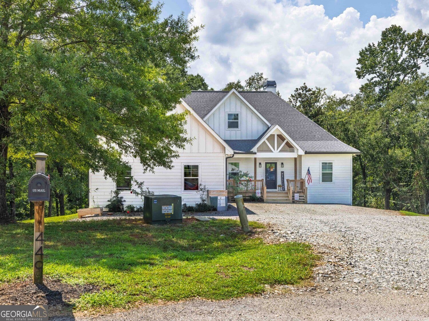 3 bedroom, 2.5 bathroom, 4,987 sq ft single family residence for sale at 449 Captains Court, Clarkesville, GA 30523 — photo 6