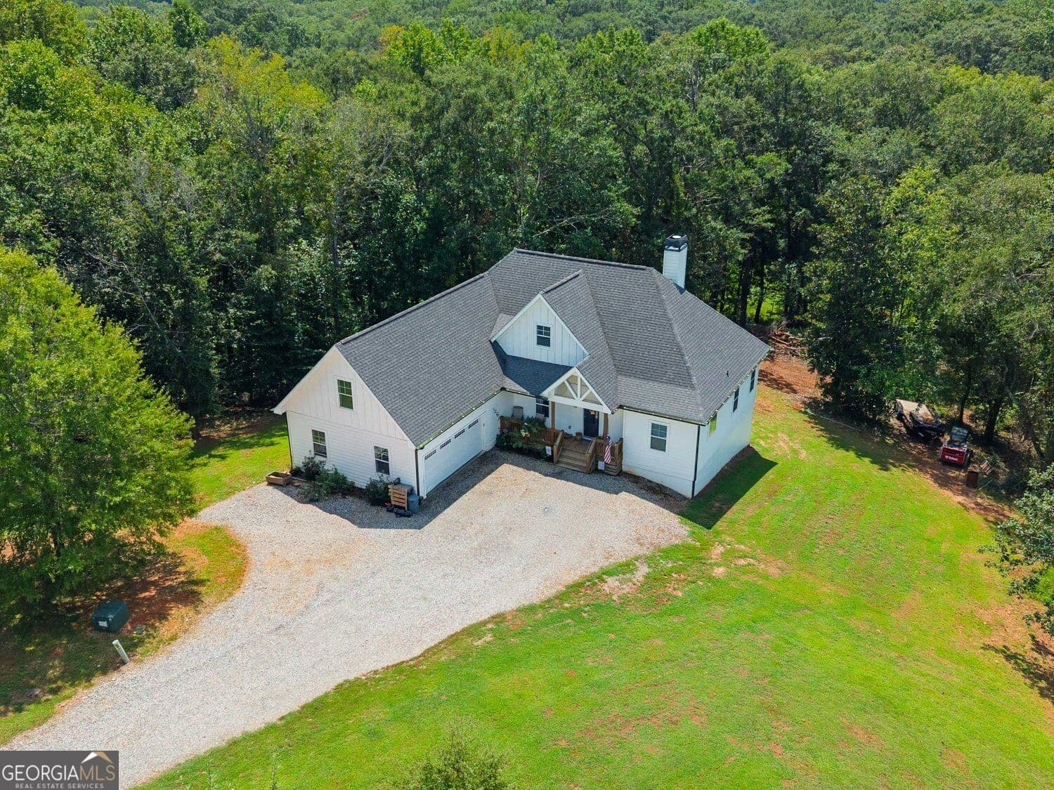 3 bedroom, 2.5 bathroom, 4,987 sq ft single family residence for sale at 449 Captains Court, Clarkesville, GA 30523 — photo 8