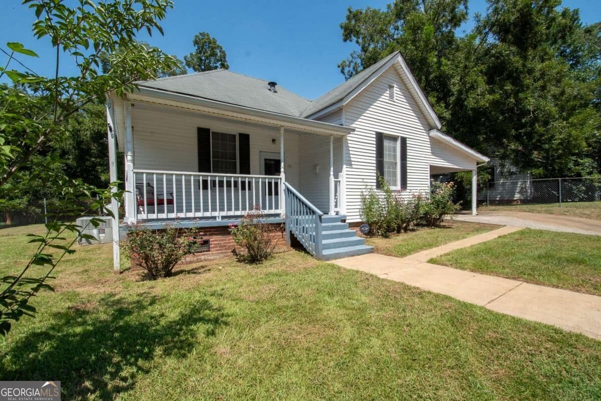 4 bedroom, 2 bathroom, 1,497 sq ft single family residence for sale at 20 Wilson Street, Manchester, GA 31816