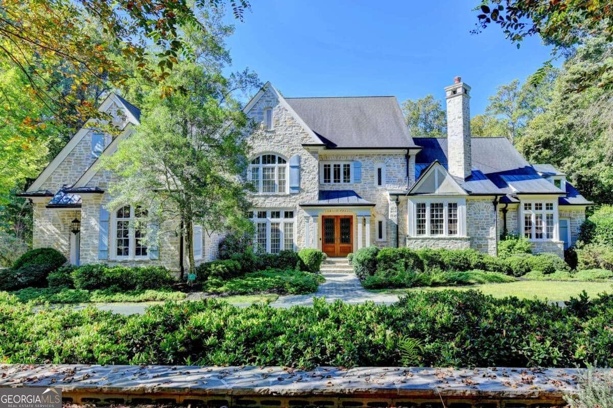 5 bedroom, 5.5 bathroom, 8,584 sq ft single family residence for sale at 440 Old Homestead Trail, Johns Creek, GA 30097