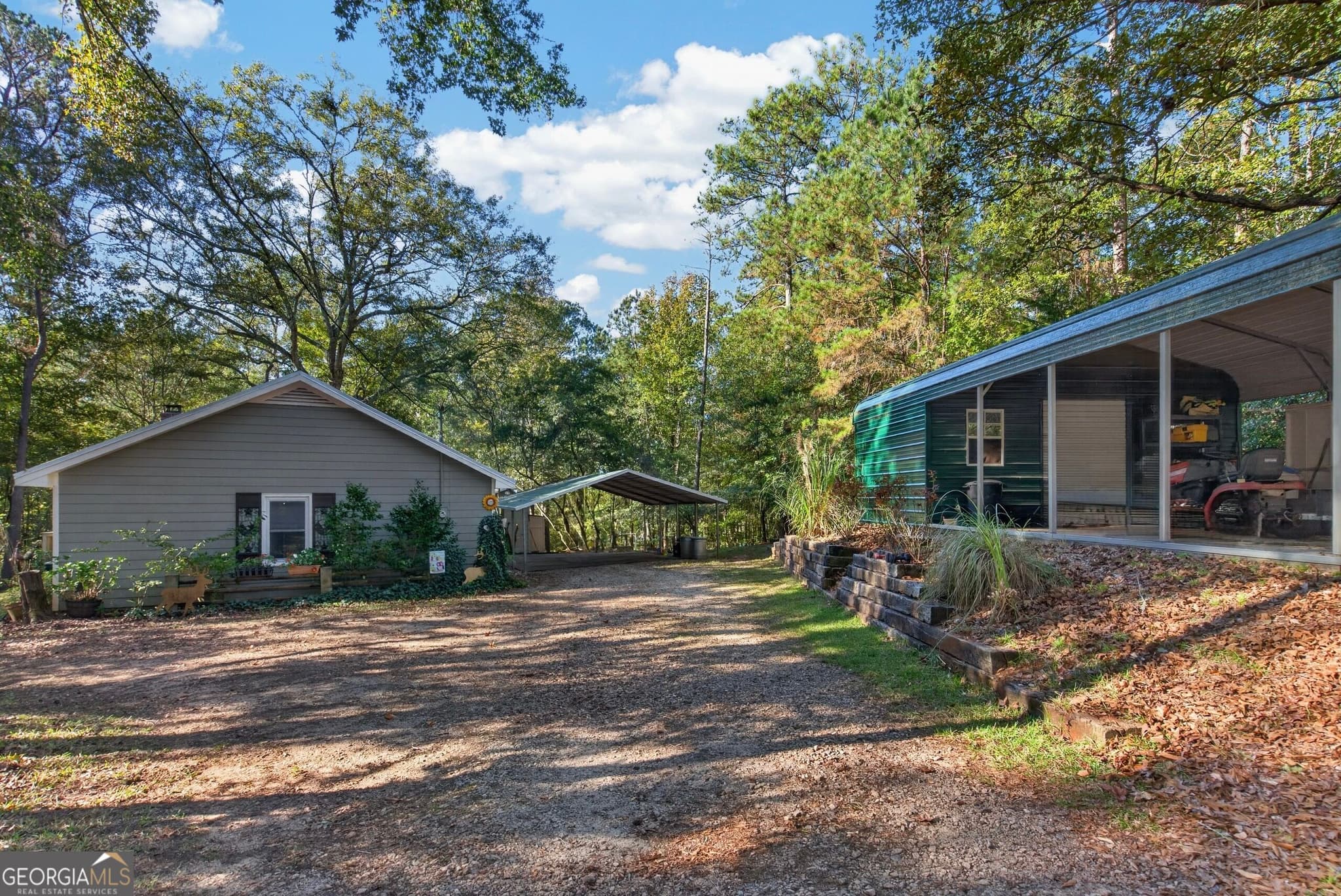 3 bedroom, 2 bathroom, 1,596 sq ft single family residence for sale at 371 S Grayson Trail, Hogansville, GA 30230 — photo 3