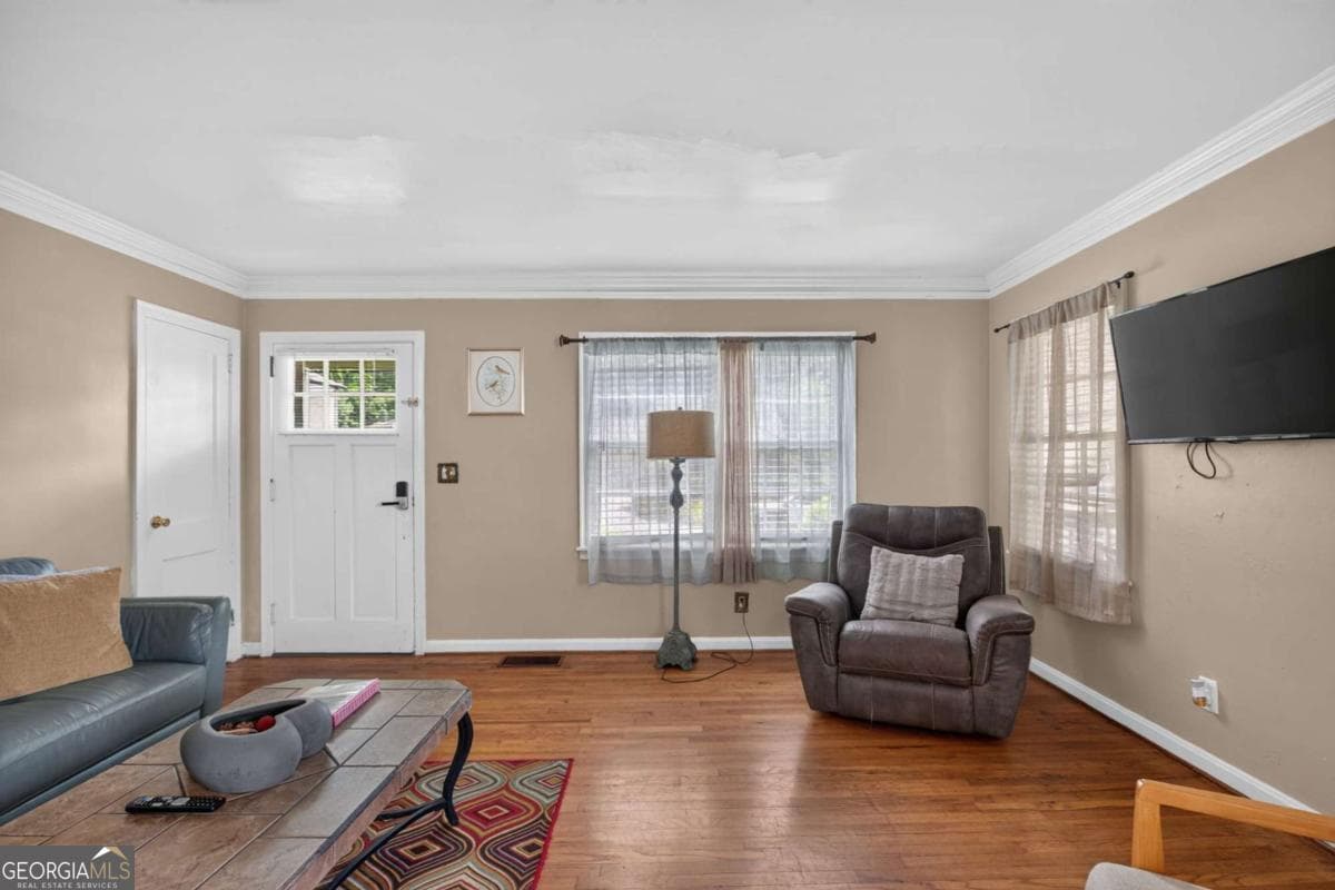 2 bedroom, 1 bathroom, 872 sq ft single family residence for sale at 2727 Humphries Street, East Point, GA 30344 — photo 7