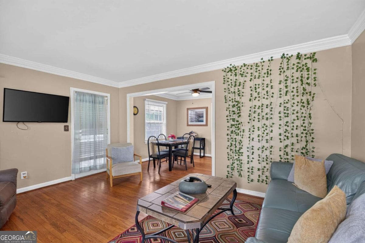 2 bedroom, 1 bathroom, 872 sq ft single family residence for sale at 2727 Humphries Street, East Point, GA 30344 — photo 5