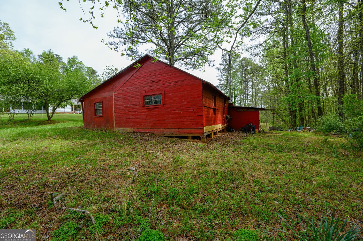 3 bedroom, 2 bathroom, 1,975 sq ft single family residence for sale at 2704 County Line Road, Acworth, GA 30101 — photo 6