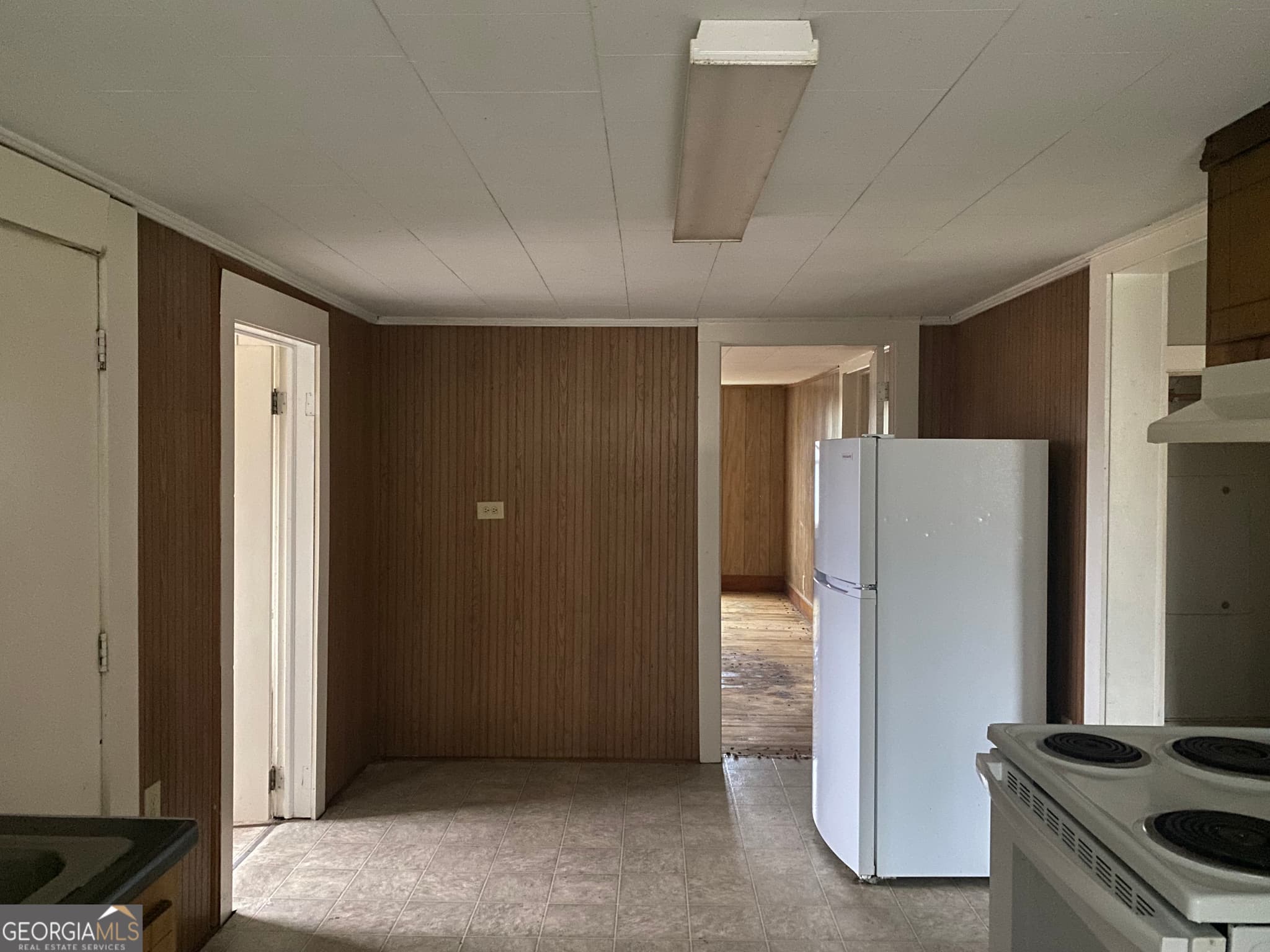 2 bedroom, 2 bathroom, 1,080 sq ft single family residence for sale at 195 Seventh Street, Trion, GA 30753 — photo 4