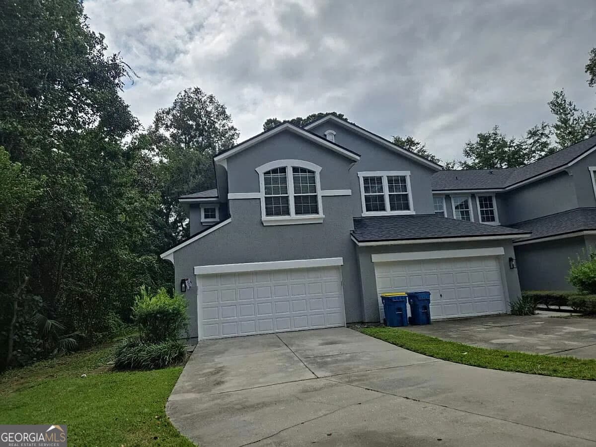 3 bedroom, 2.5 bathroom, 1,821 sq ft townhouse for sale at 12230 Black Walnut Court, Jacksonville, FL 32226 — photo 3