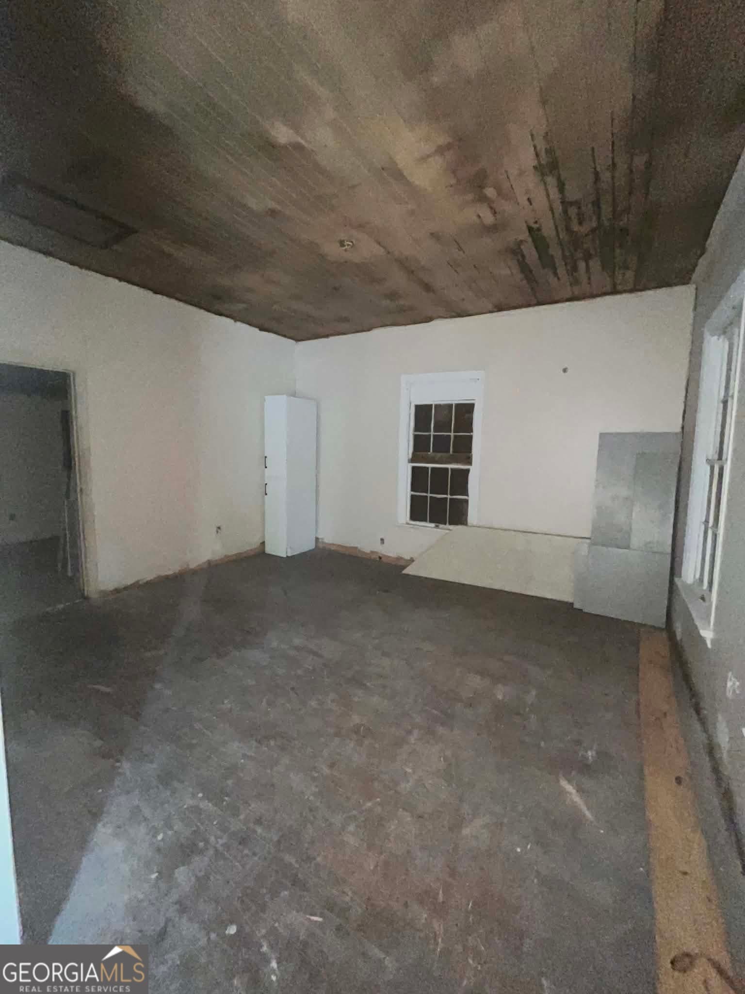 2 bedroom, 1 bathroom, 842 sq ft single family residence for sale at 325 Fairview Avenue, Macon, GA 31217 — photo 7