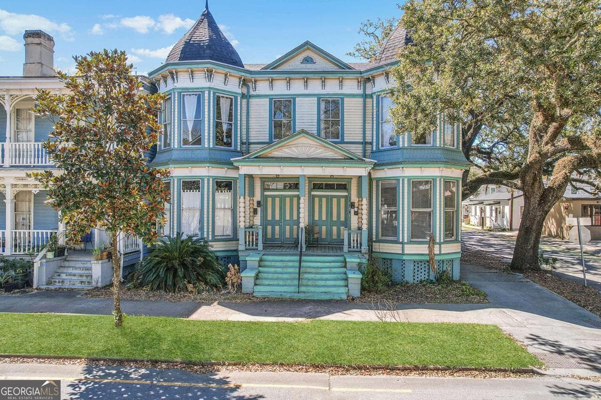 multi family,quadruplex for sale at 301-303 E Henry Street, Savannah, GA 31401 — photo 2