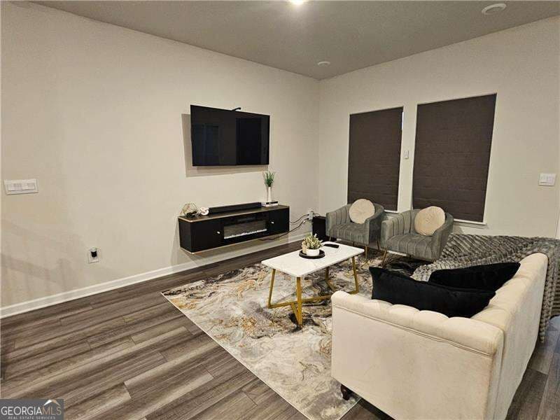 3 bedroom, 2.5 bathroom townhouse for rent at 3343 Bell Nook Way, Lawrenceville, GA 30044 for $2,450 a month — photo 3