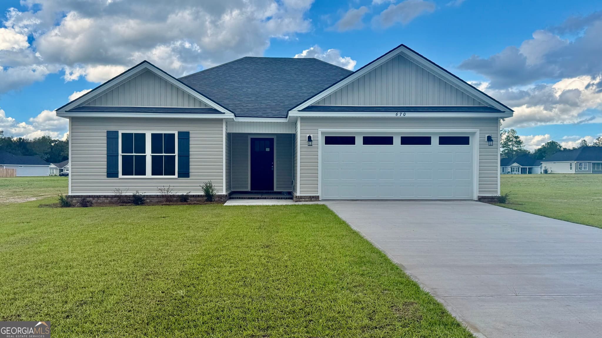 3 bedroom, 2 bathroom, 1,500 sq ft single family residence under contract at 670 Belfast Loop 187, Ellabell, GA 31308