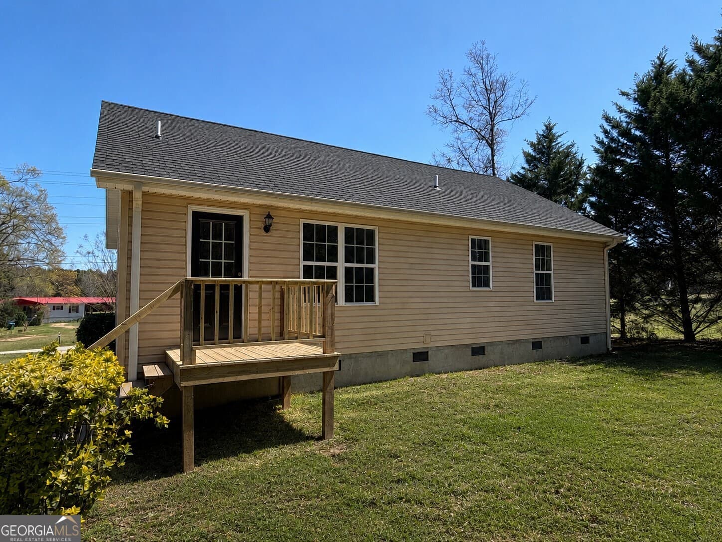 3 bedroom, 2 bathroom, 1,218 sq ft single family residence for sale at 1164 Bert Moorehead Road, Canon, GA 30520 — photo 3