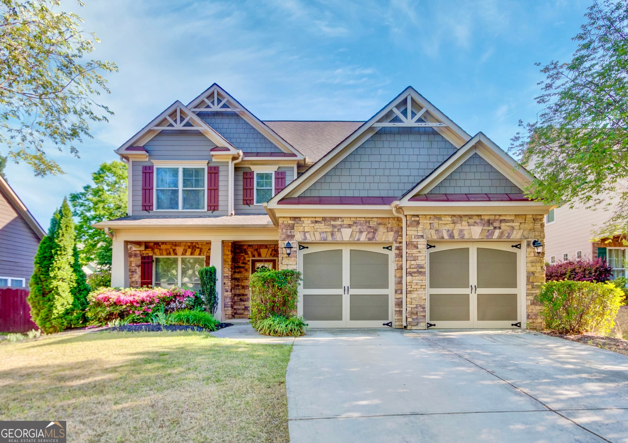 4 bedroom, 3 bathroom, 2,255 sq ft single family residence for sale at 7772 Copper Kettle Way, Flowery Branch, GA 30542 — photo 1 of 45