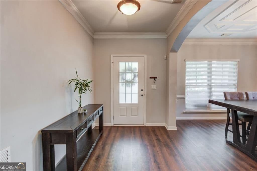 4 bedroom, 3 bathroom, 2,255 sq ft single family residence for sale at 7772 Copper Kettle Way, Flowery Branch, GA 30542 — photo 5