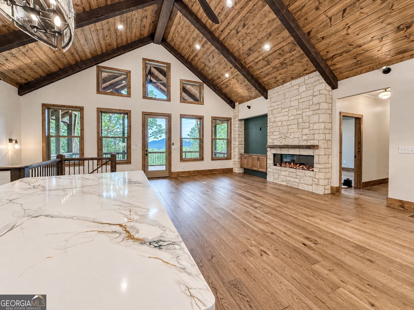 3 bedroom, 3.5 bathroom, 3,000 sq ft single family residence for sale at 1878 Sweetwater Drive, Clarkesville, GA 30523 — photo 5