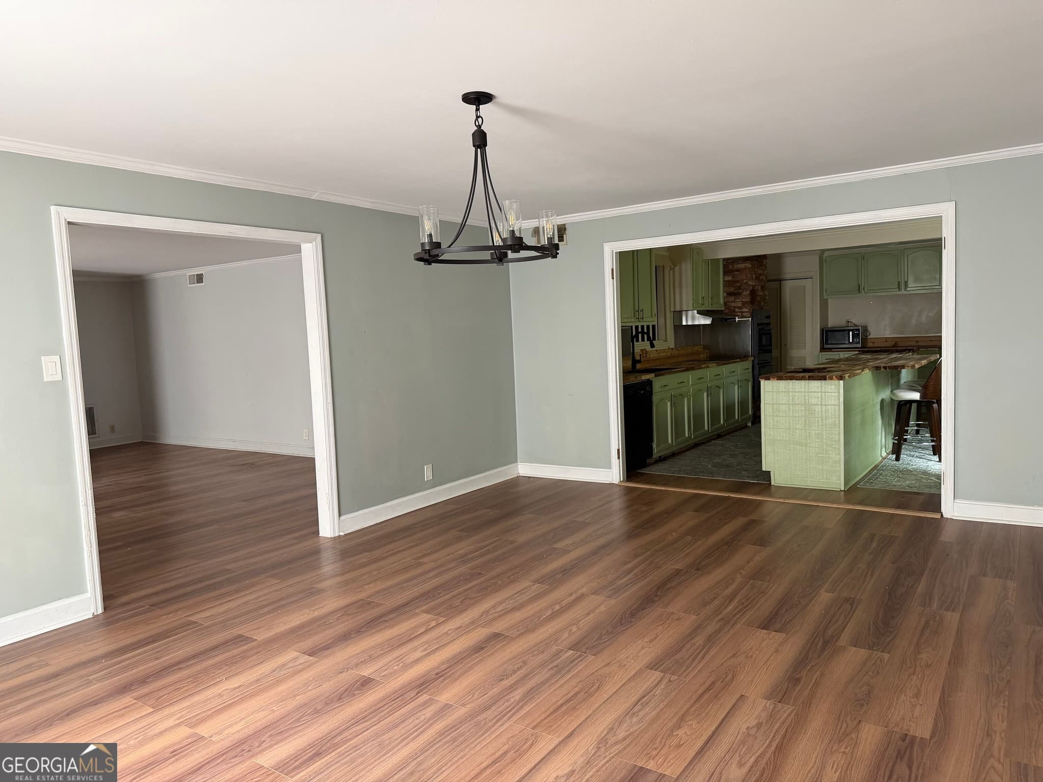 3 bedroom, 3 bathroom, 3,823 sq ft single family residence for rent at 112 Geneva Street, Dublin, GA 31021 for $3,000 a month — photo 10