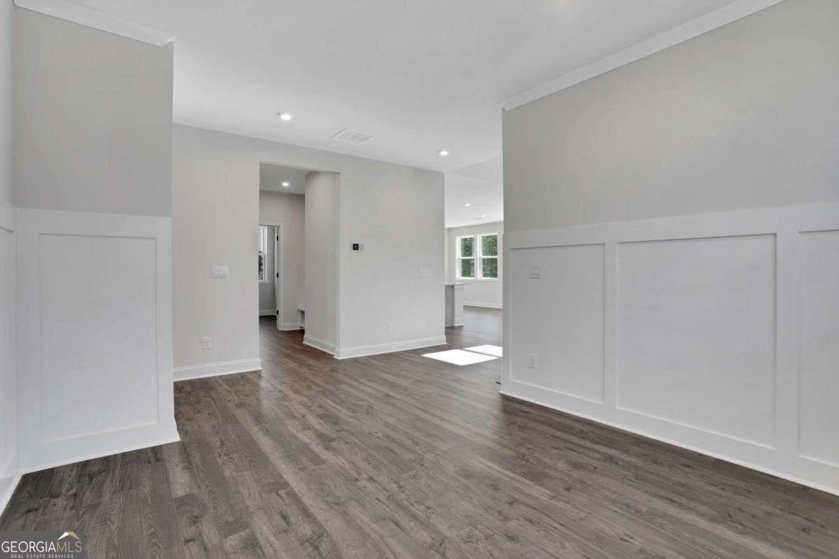 5 bedroom, 4 bathroom, 3,313 sq ft single family residence for sale at 4232 Adler Circle 50, Buford, GA 30519 — photo 10