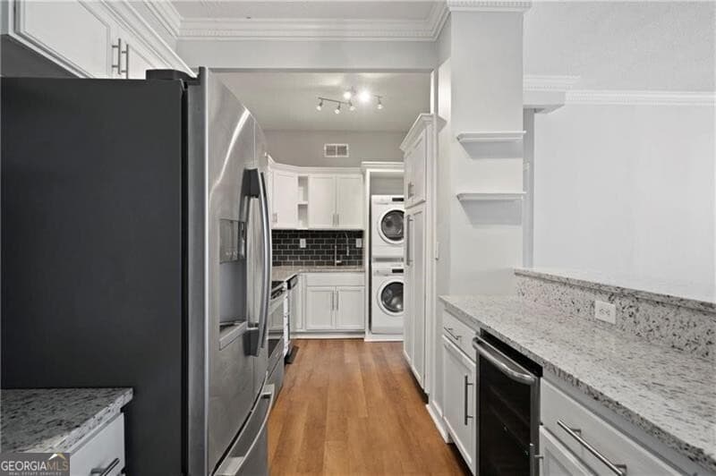 2 bedroom, 1.5 bathroom, 840 sq ft condominium for sale at 3060 Pharr Court North 317, Atlanta, GA 30305 — photo 5
