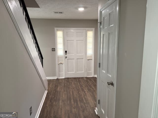 4 bedroom, 2.5 bathroom, 2,956 sq ft single family residence for rent at 100 Forest Hall Lane, Fayetteville, GA 30214 for $2,595 a month — photo 4