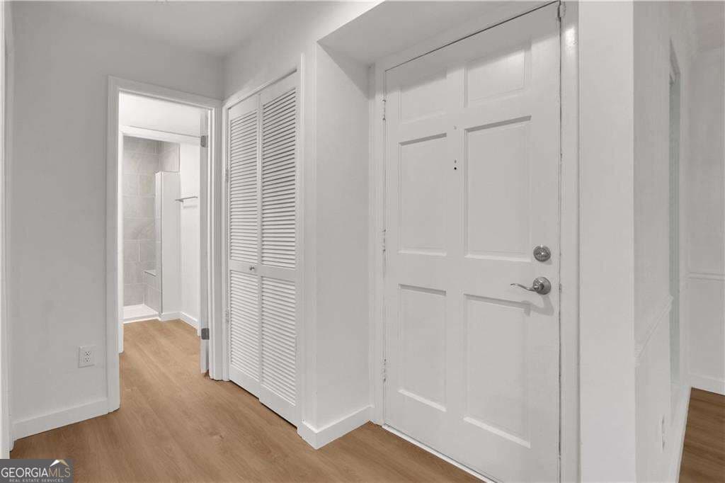 2 bedroom, 2 bathroom, 1,178 sq ft condominium for sale at 122 Tuxworth Circle, Decatur, GA 30033 — photo 9
