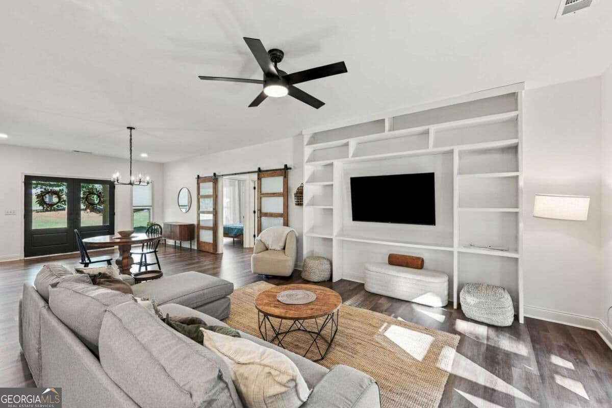 4 bedroom, 2 bathroom, 1,964 sq ft single family residence for sale at 122 Jones Court, Athens, GA 30606 — photo 6