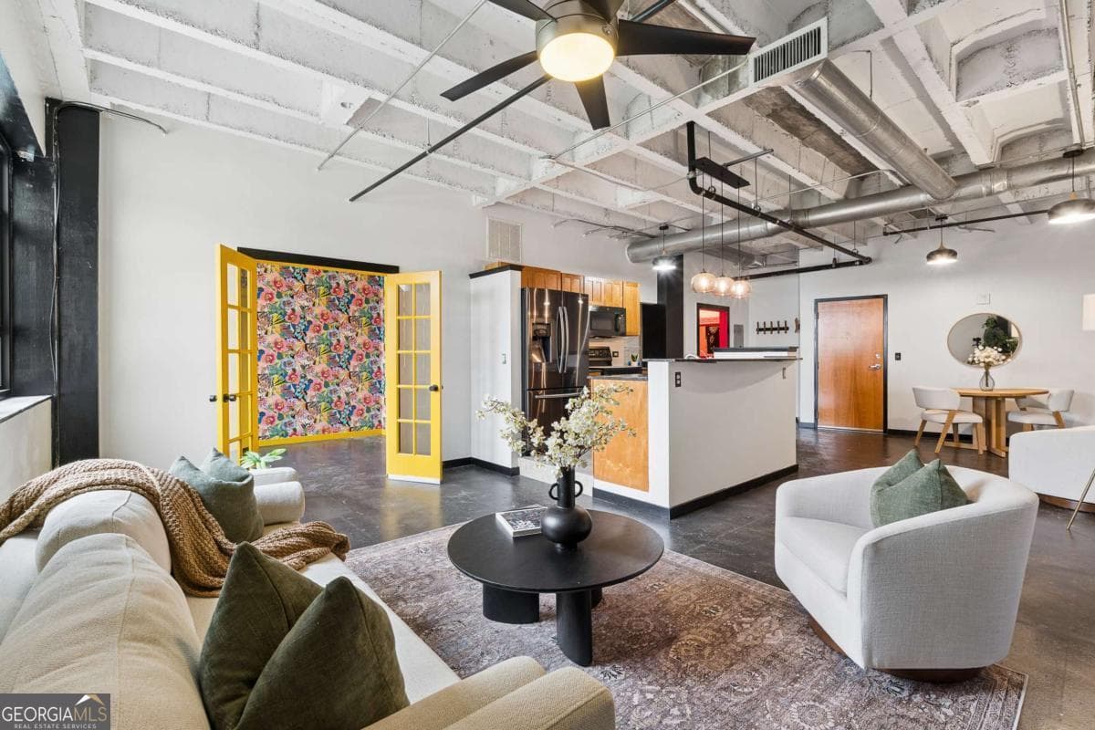 2 bedroom, 1 bathroom, 1,138 sq ft loft,condominium sold at 878 Peachtree Street 621, Atlanta, GA 30309