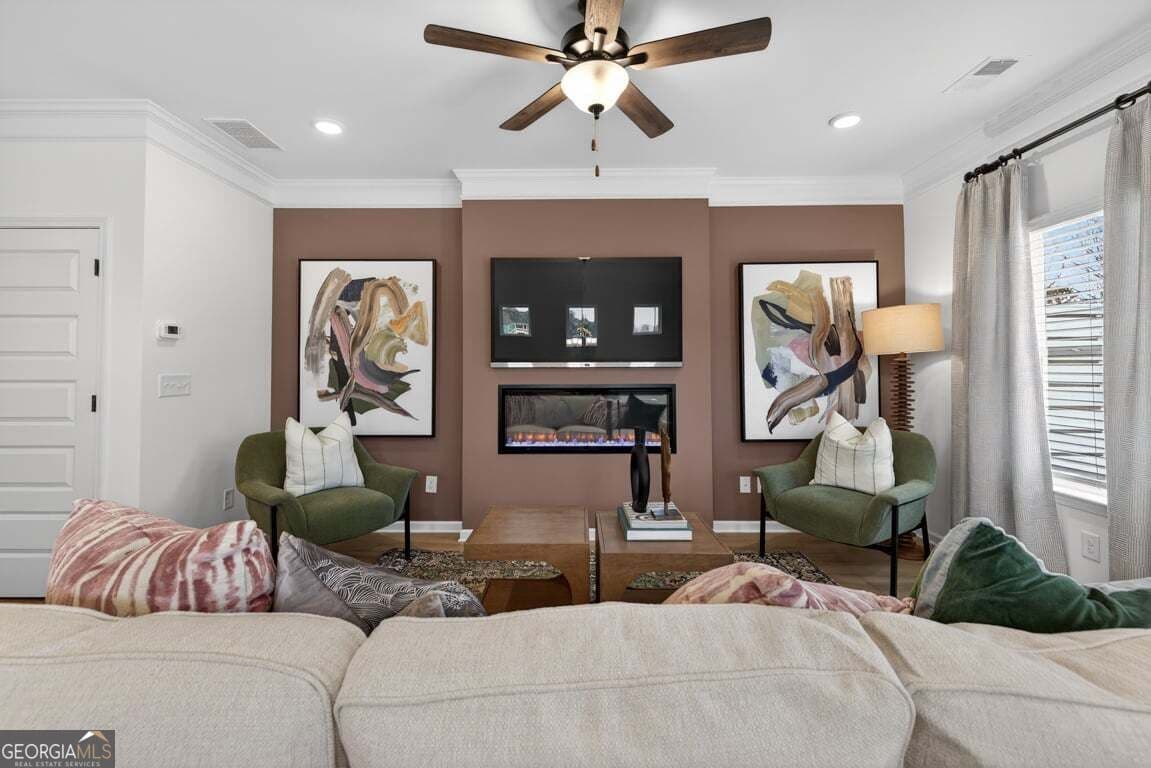 3 bedroom, 2.5 bathroom, 1,786 sq ft townhouse for sale at 212 Alameda Street 86, Loganville, GA 30052 — photo 7