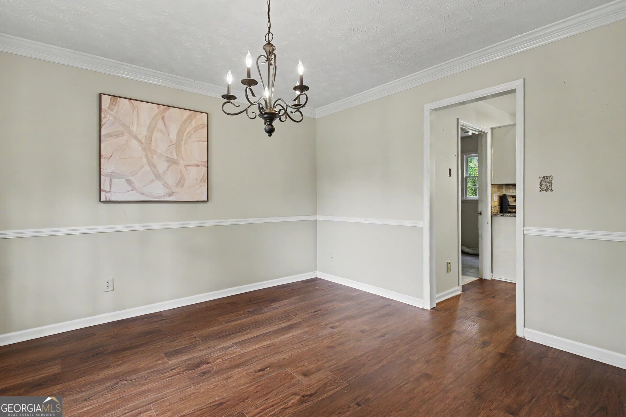 4 bedroom, 2.5 bathroom, 2,128 sq ft single family residence for sale at 401 Walnut Grove Road, Peachtree City, GA 30269 — photo 2