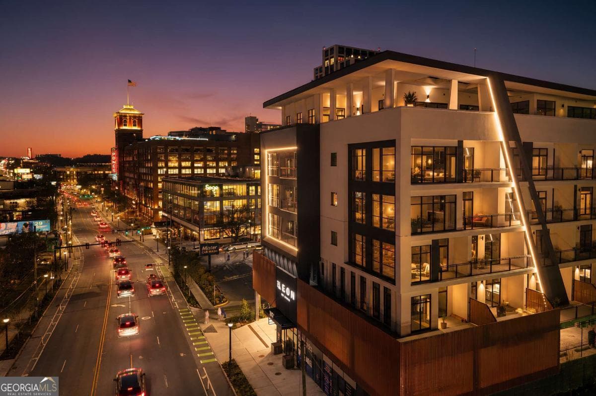 1 bedroom, 1 bathroom, 630 sq ft condominium for sale at 567 Ponce De Leon Avenue 319, Atlanta, GA 30308
