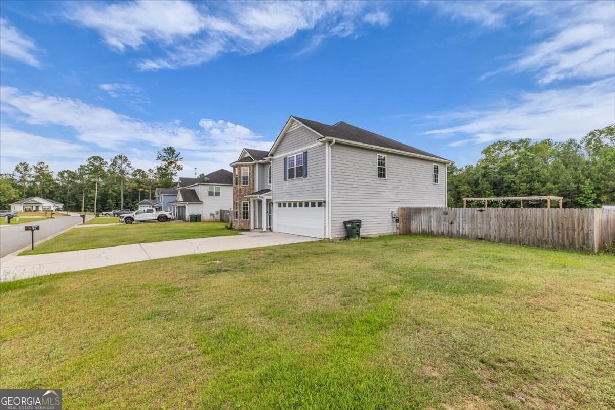5 bedroom, 2.5 bathroom, 2,848 sq ft single family residence for sale at 94 Long Way Street, Ludowici, GA 31316 — photo 7