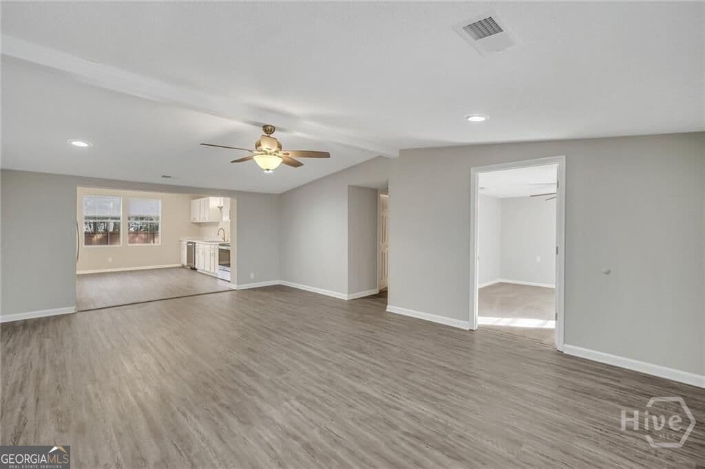 5 bedroom, 2 bathroom, 1,944 sq ft single family residence for sale at 147 Cc Jones Street, Midway, GA 31320 — photo 2