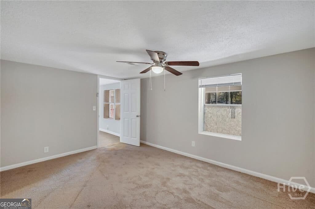 5 bedroom, 2 bathroom, 1,944 sq ft single family residence for sale at 147 Cc Jones Street, Midway, GA 31320 — photo 8