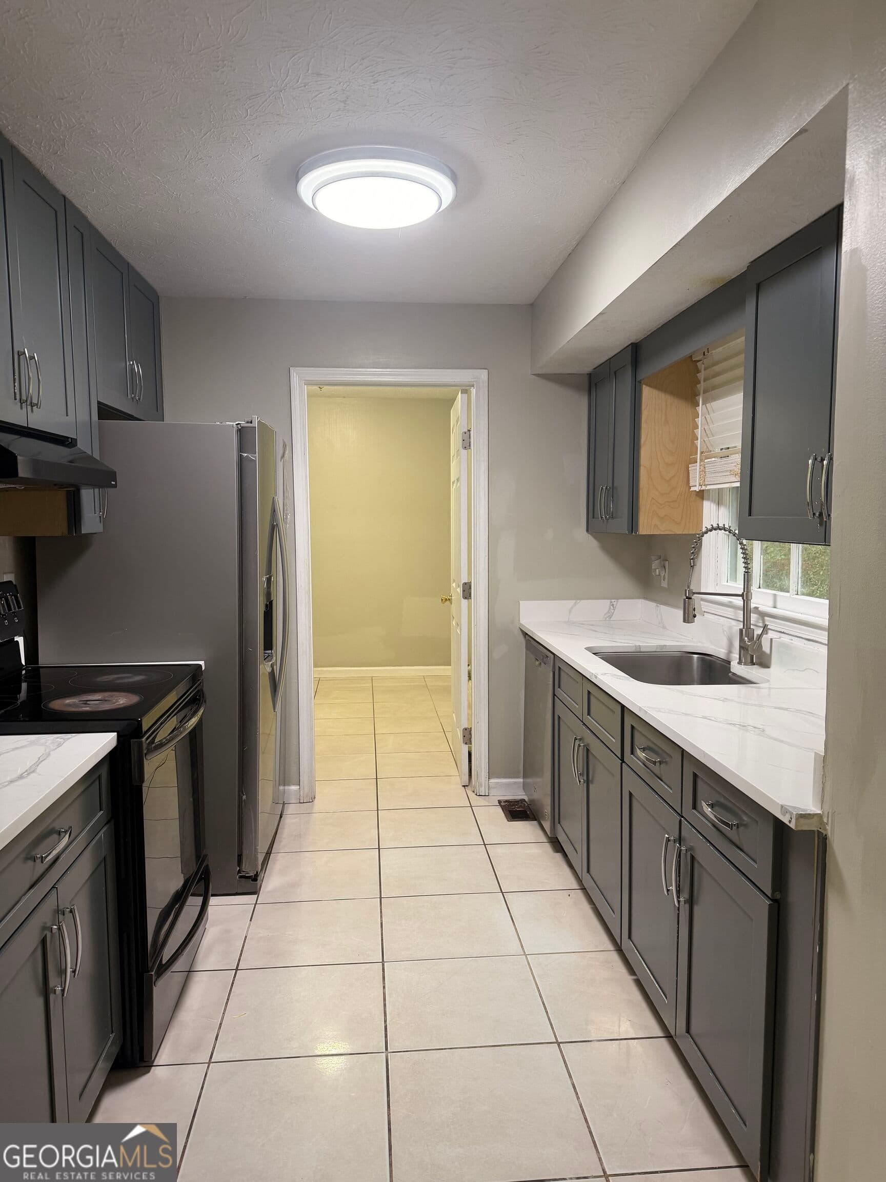 3 bedroom, 2 bathroom, 1,501 sq ft single family residence for rent at 836 Raintree Way, Conyers, GA 30094 for $1,800 a month — photo 6