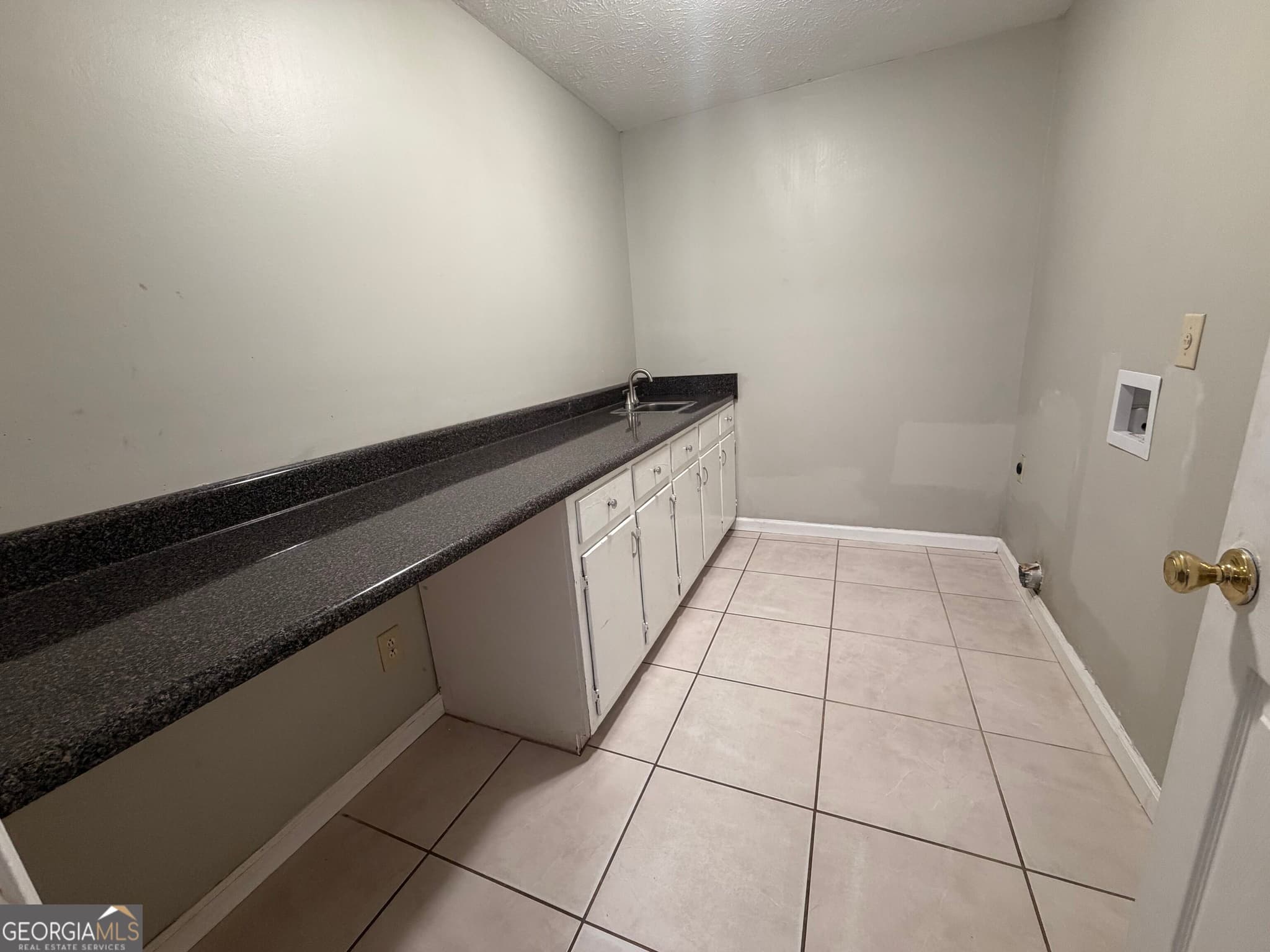 3 bedroom, 2 bathroom, 1,501 sq ft single family residence for rent at 836 Raintree Way, Conyers, GA 30094 for $1,800 a month — photo 10