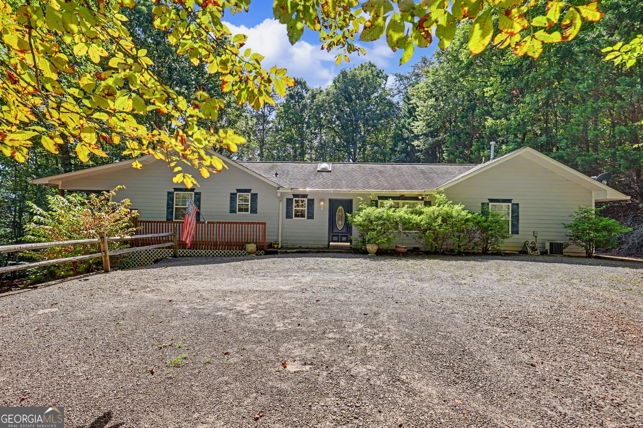 3 bedroom, 3 bathroom, 1,936 sq ft single family residence for sale at 6961 Wood Lake Circle, Young Harris, GA 30582