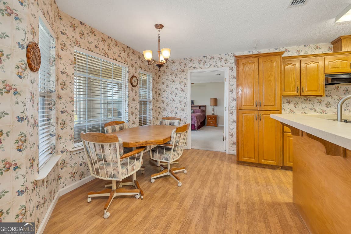 6 bedroom, 5 bathroom, 2,162 sq ft single family residence for sale at 1056 Fiddler Trace, Townsend, GA 31331 — photo 7