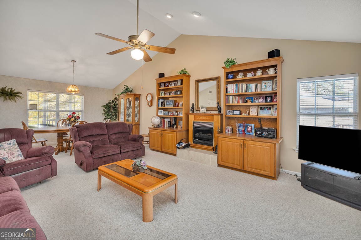 6 bedroom, 5 bathroom, 2,162 sq ft single family residence for sale at 1056 Fiddler Trace, Townsend, GA 31331 — photo 9