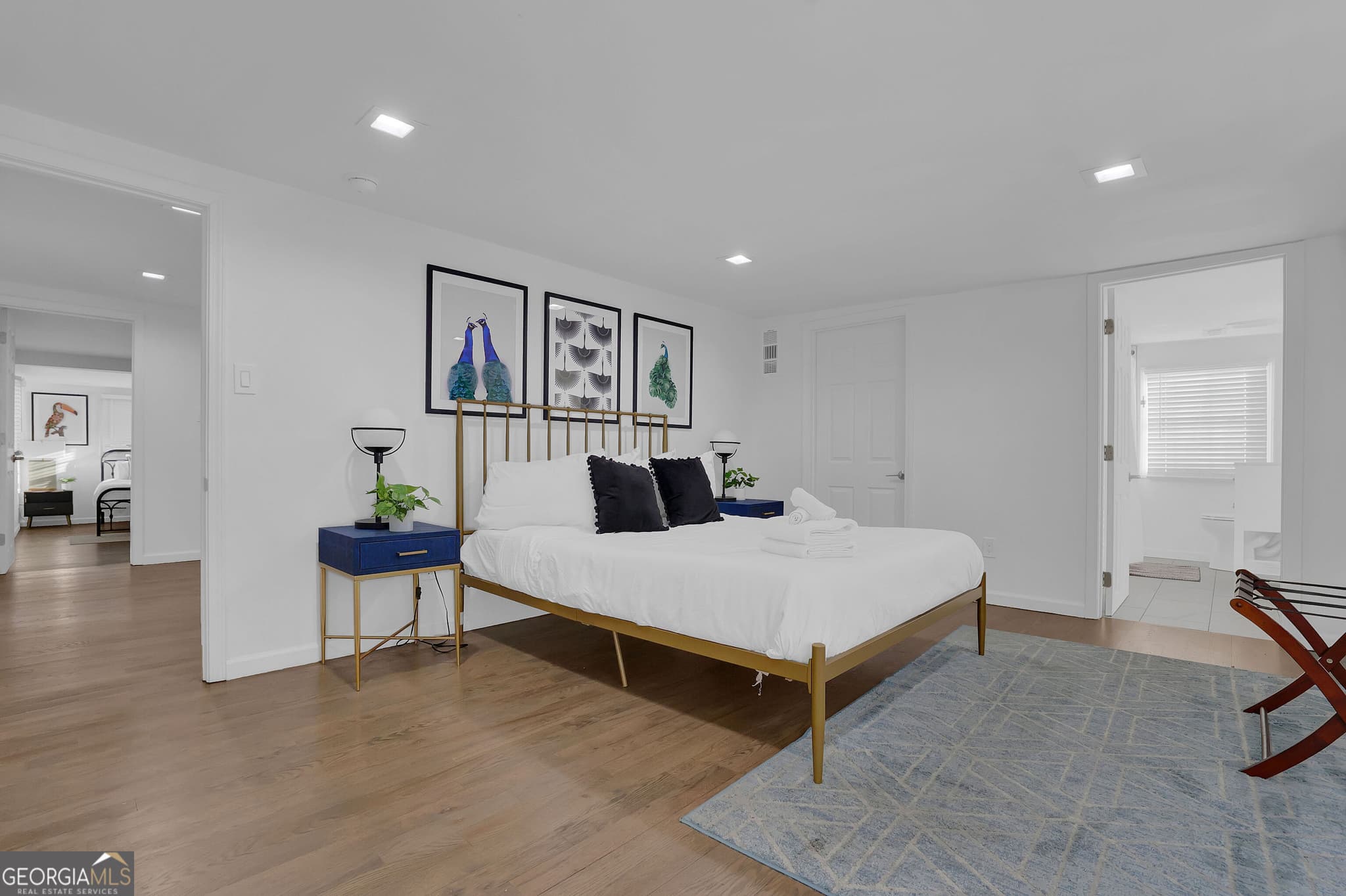 8 bedroom, 6 bathroom, 5,000 sq ft single family residence for rent at 1100 Janes Lane, Atlanta, GA 30324 for $14,000 a month — photo 7