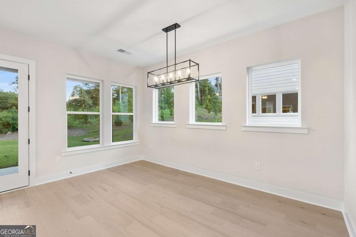 5 bedroom, 4.5 bathroom, 3,417 sq ft single family residence for sale at 4665 Beechnut Circle, Cumming, GA 30028 — photo 10