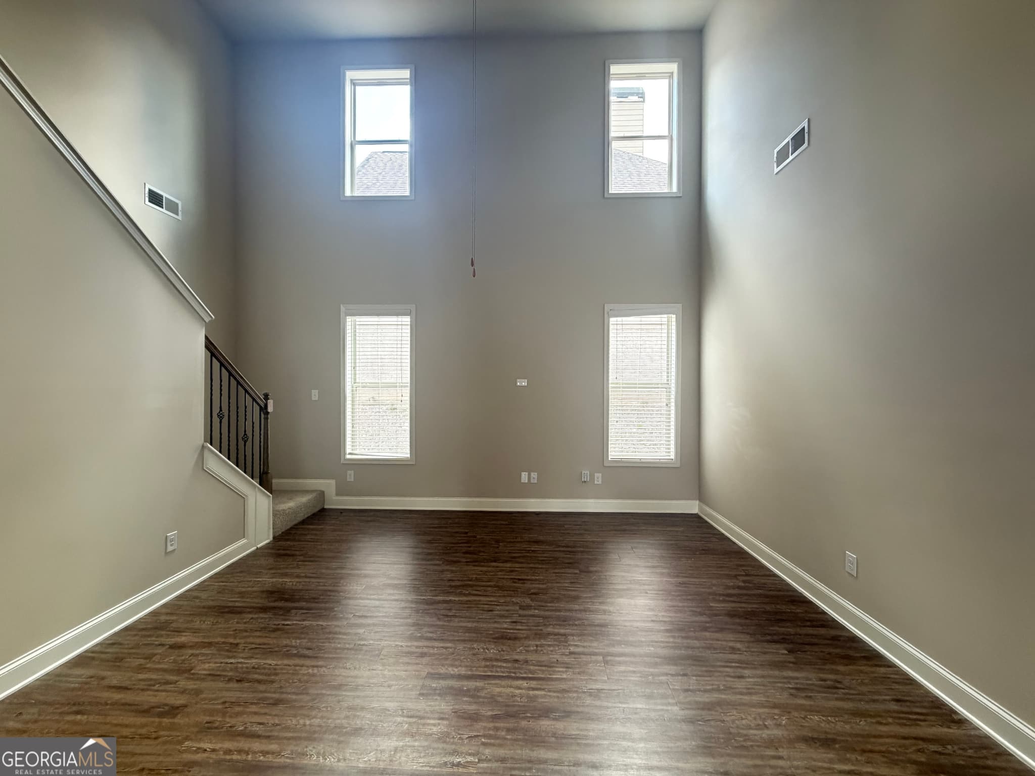 4 bedroom, 2.5 bathroom, 2,351 sq ft single family residence for sale at 241 Dublin Way, Dallas, GA 30132 — photo 4