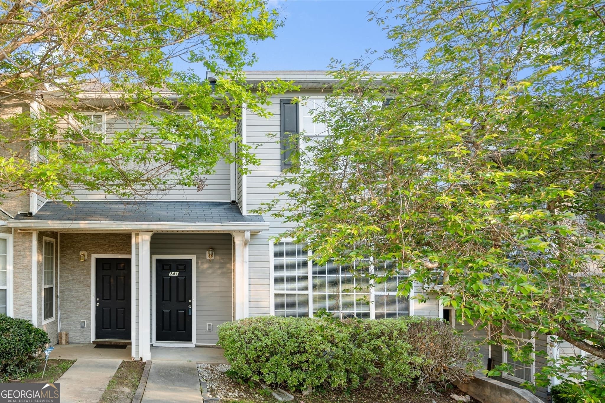 3 bedroom, 2.5 bathroom, 678 sq ft townhouse sold at 241 Odyssey Turn, Conyers, GA 30012