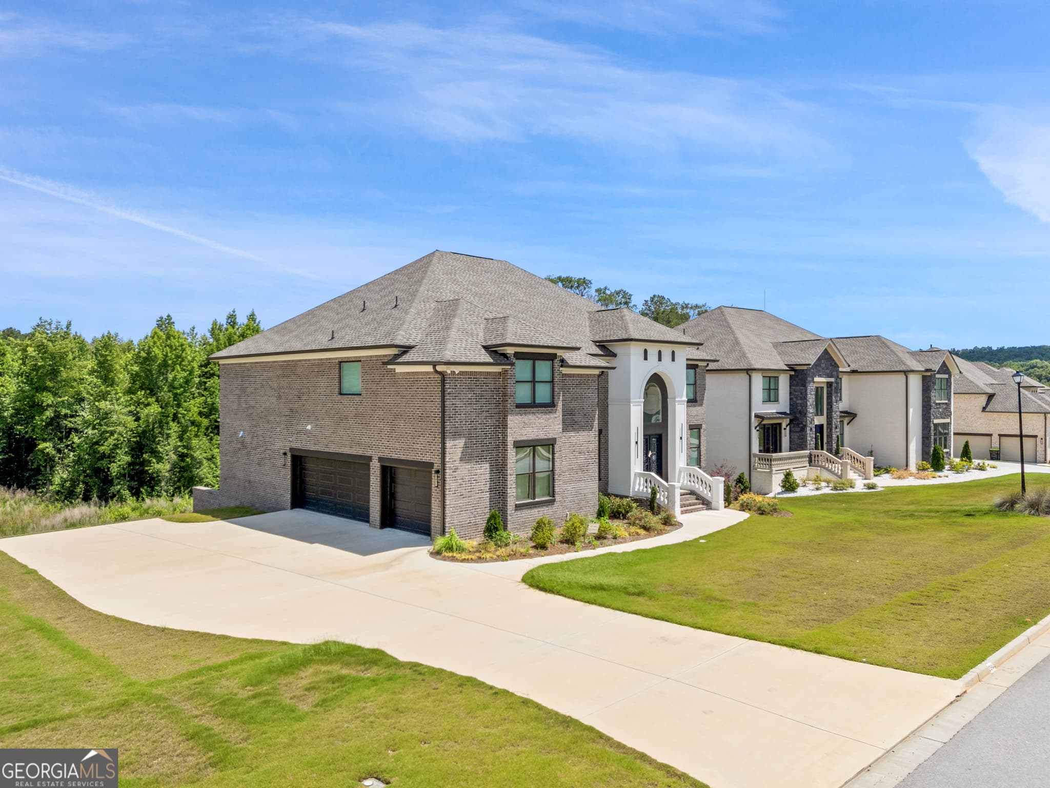 5 bedroom, 4 bathroom, 4,344 sq ft single family residence for sale at 2944 Waterford Drive, Conyers, GA 30094 — photo 2