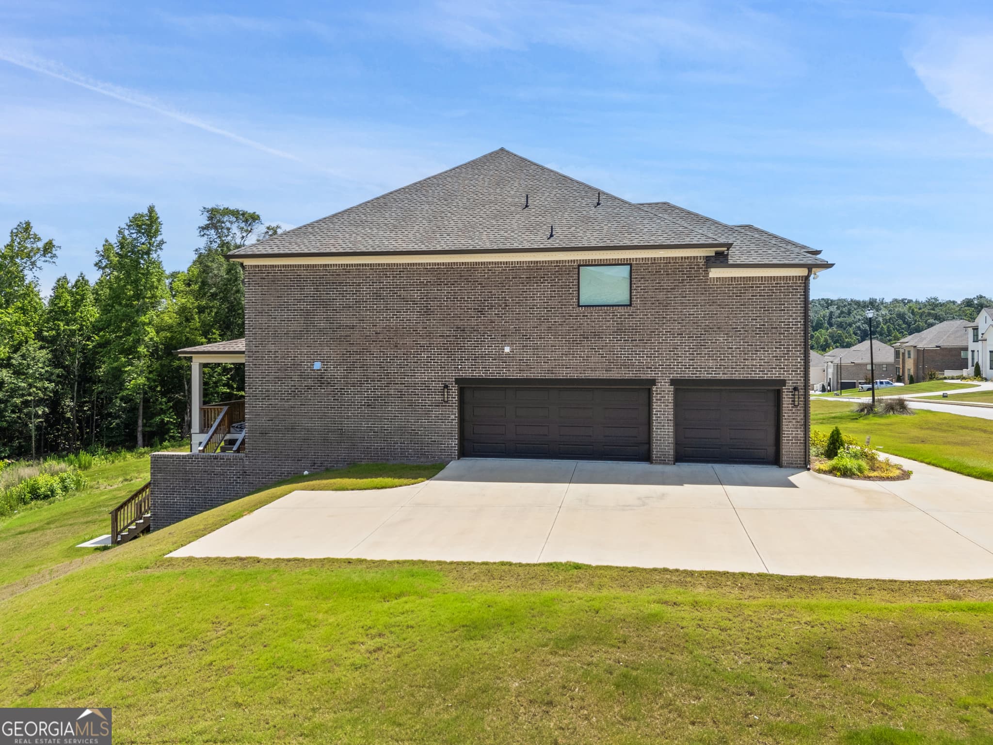 5 bedroom, 4 bathroom, 4,344 sq ft single family residence for sale at 2944 Waterford Drive, Conyers, GA 30094 — photo 7