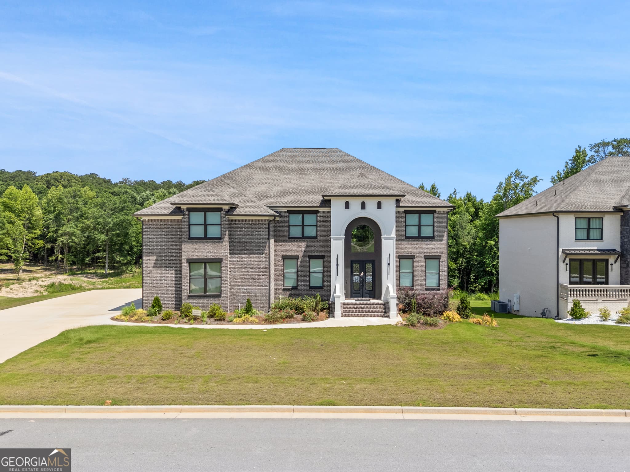 5 bedroom, 4 bathroom, 4,344 sq ft single family residence for sale at 2944 Waterford Drive, Conyers, GA 30094 — photo 3