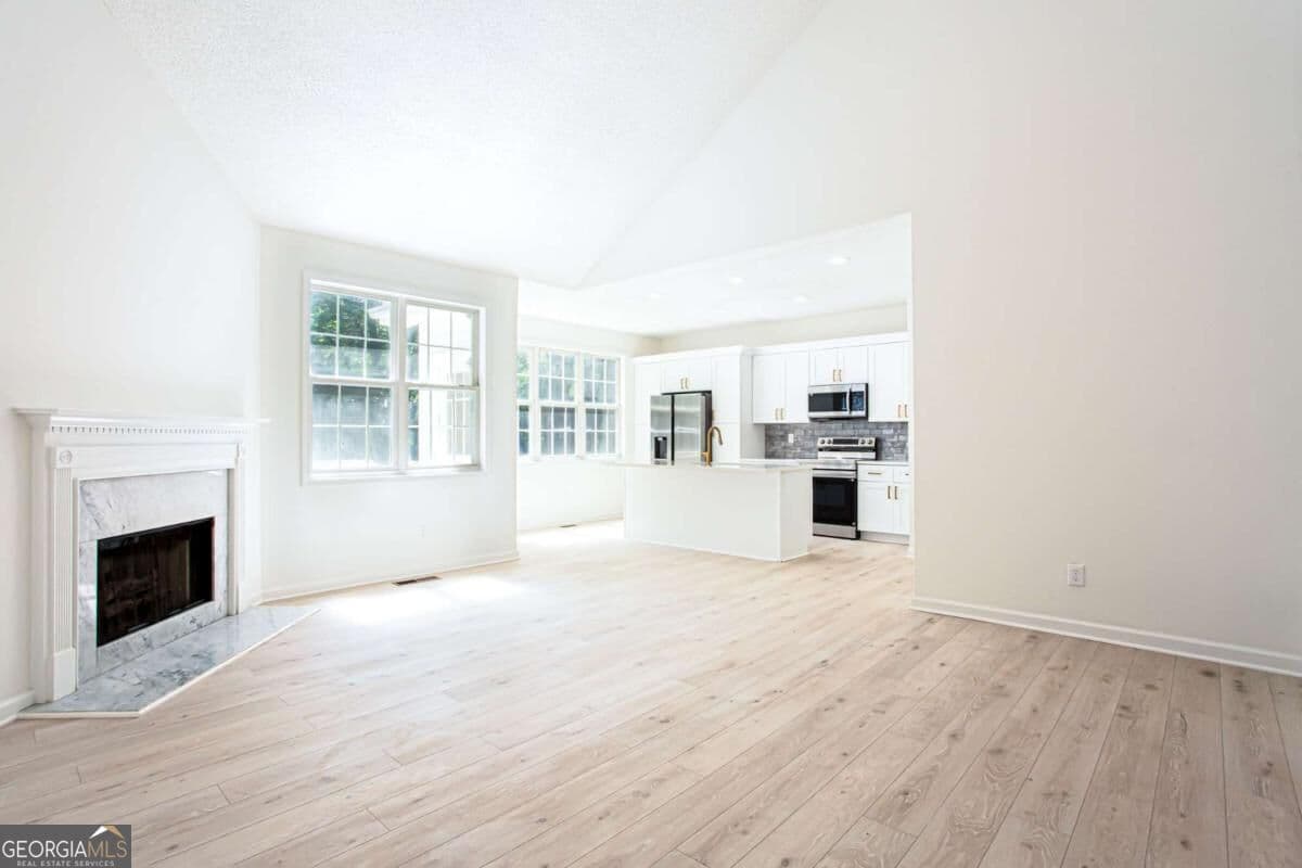 3 bedroom, 2 bathroom, 1,292 sq ft single family residence for sale at 8071 Beachwood Drive, Murrayville, GA 30564 — photo 8
