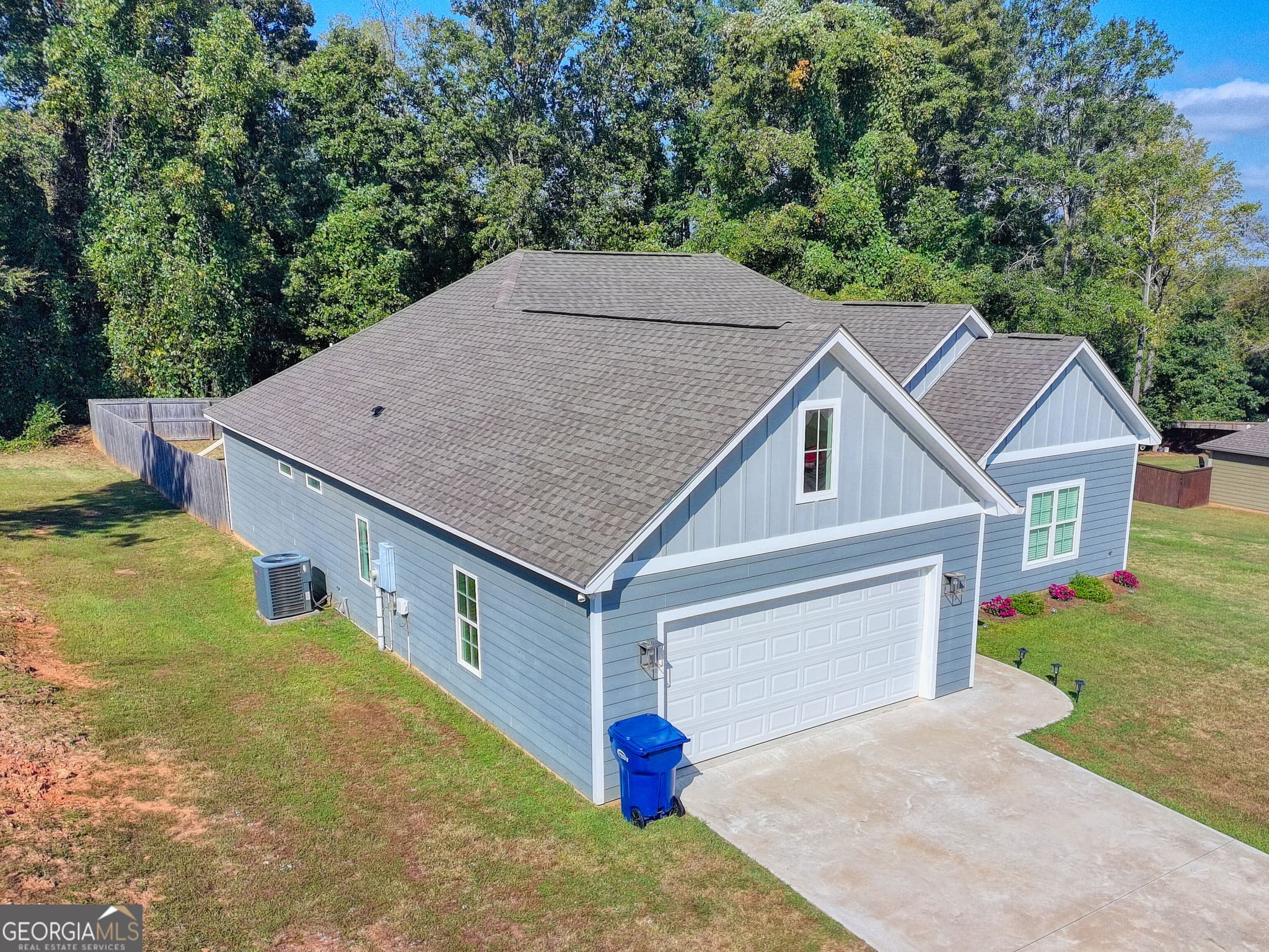 4 bedroom, 2 bathroom, 2,020 sq ft single family residence for sale at 1057 County Road 553, Valley, AL 36854 — photo 3