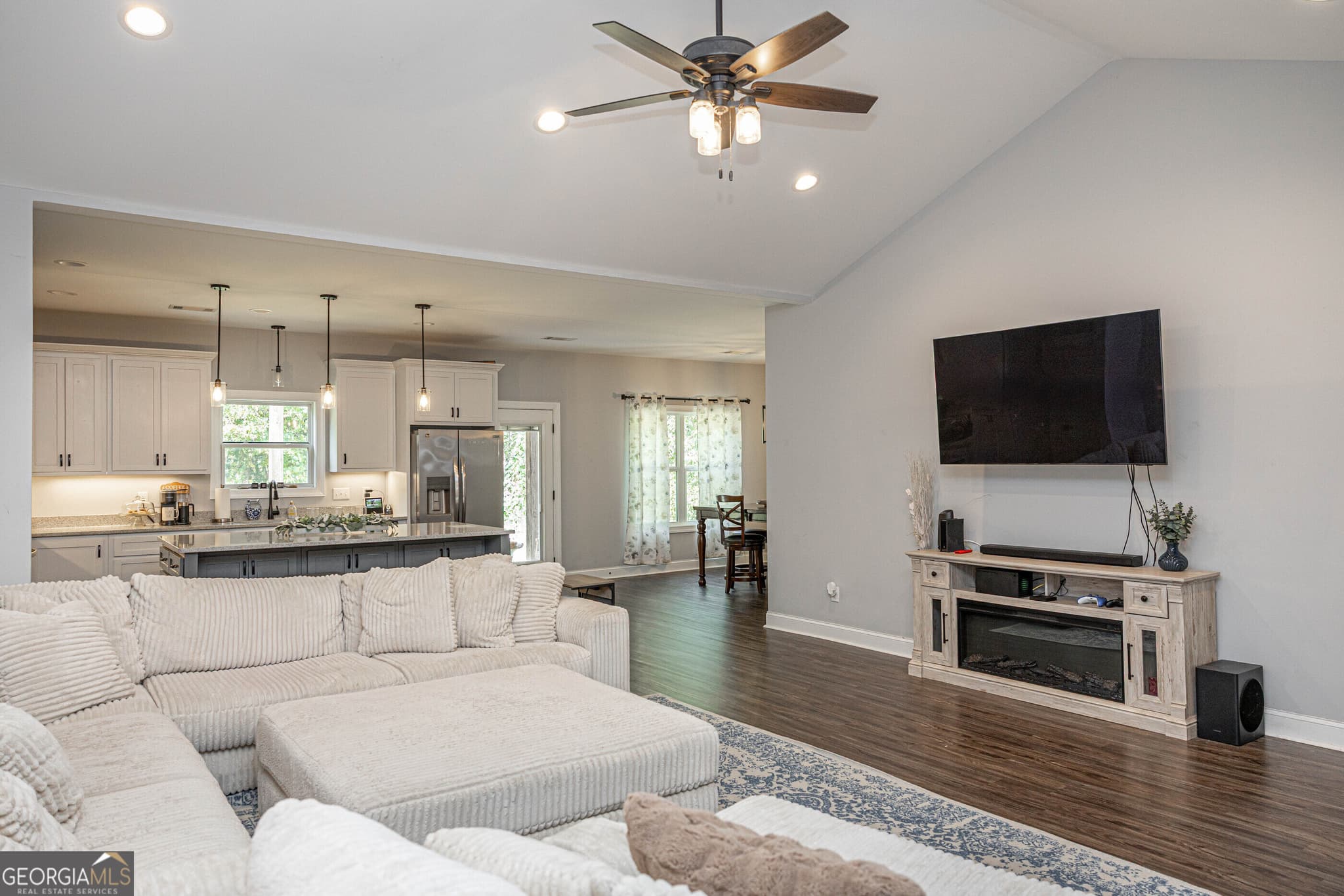 4 bedroom, 2 bathroom, 2,020 sq ft single family residence for sale at 1057 County Road 553, Valley, AL 36854 — photo 5