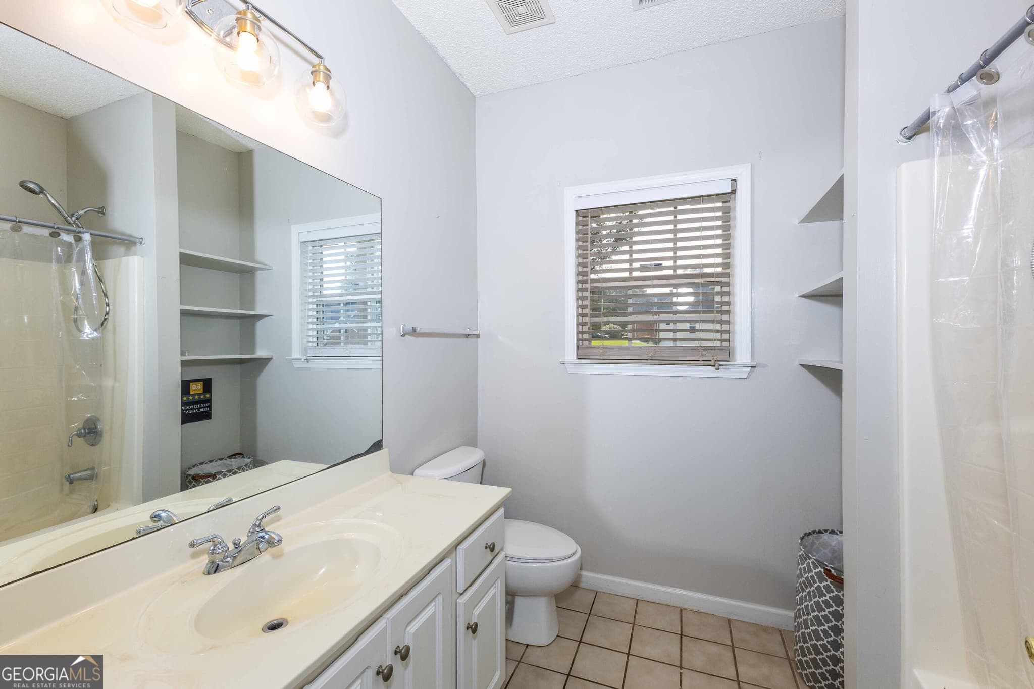 5 bedroom, 3 bathroom, 2,394 sq ft single family residence for sale at 300 Pilgrim Way, Fayetteville, GA 30214 — photo 10